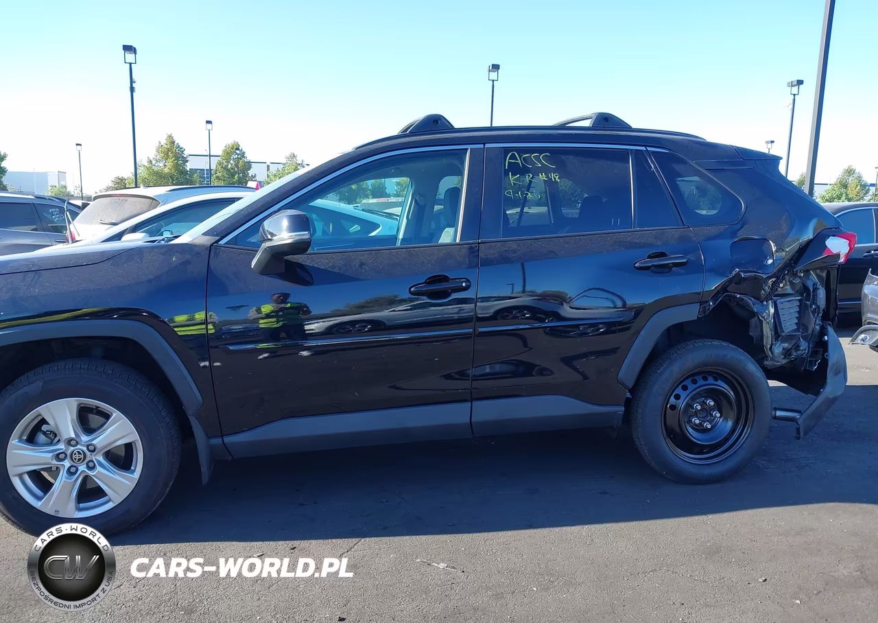 2021 Toyota Rav4 Xle VIN:2T3W1RFV6MC142757 - 14