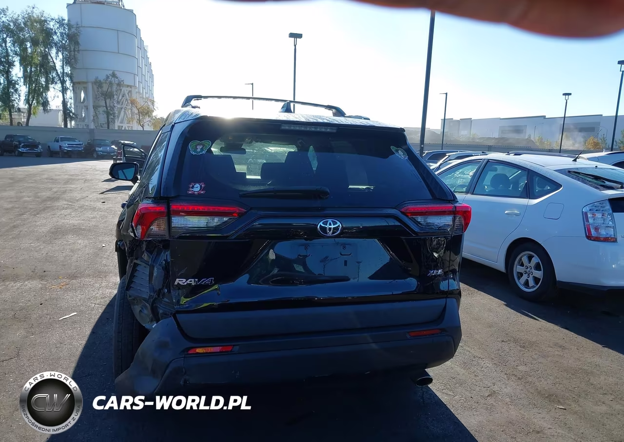 2021 Toyota Rav4 Xle VIN:2T3W1RFV6MC142757 - 16