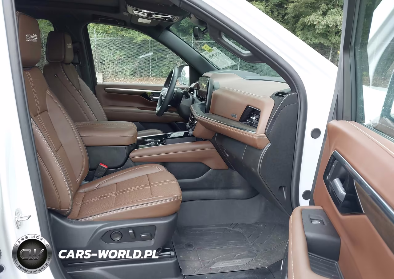 2026 Chevrolet Suburban High Country, 4Wd VIN:1GNS6GKL4TR372746 - 5