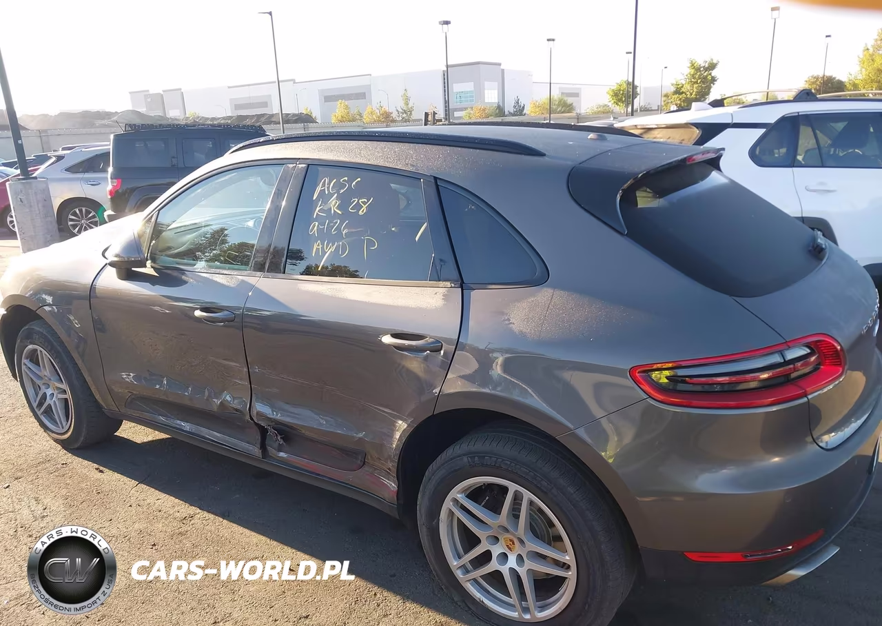2018 Porsche Macan VIN:WP1AA2A54JLB22558 - 15