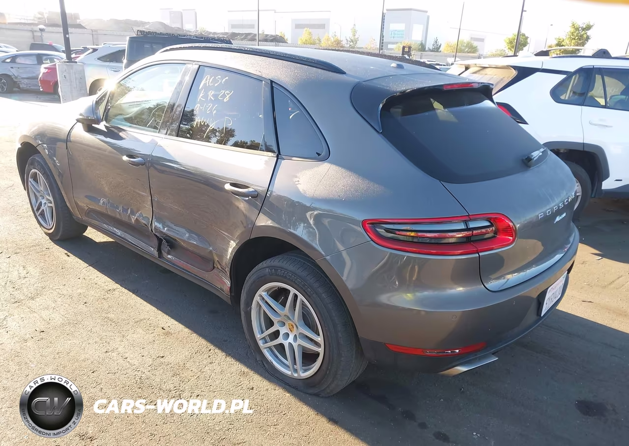 2018 Porsche Macan VIN:WP1AA2A54JLB22558 - 3