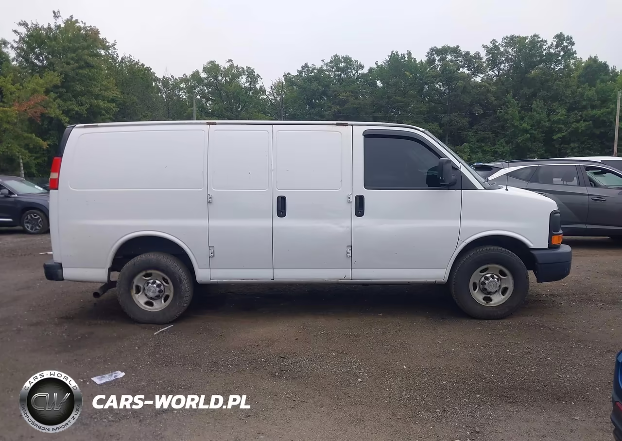 2013 Chevrolet Express 2500 Work Van VIN:1GCWGFBA9D1121916 - 13