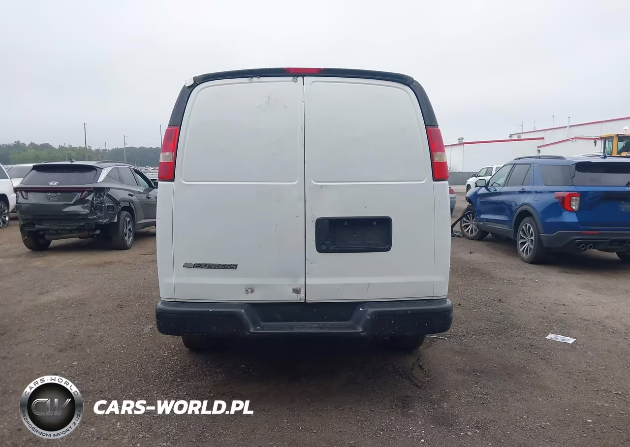 2013 Chevrolet Express 2500 Work Van VIN:1GCWGFBA9D1121916 - 16
