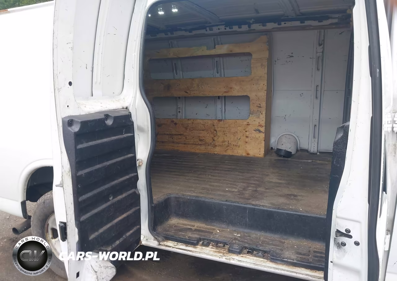 2013 Chevrolet Express 2500 Work Van VIN:1GCWGFBA9D1121916 - 8