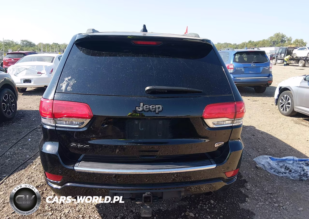 2018 Jeep Grand Cherokee Overland 4X4 VIN:1C4RJFCG3JC437376 - 16