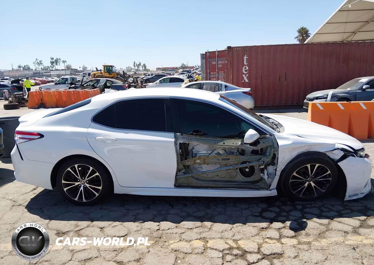 2020 Toyota Camry Se VIN:4T1G11AK0LU957268 - 13