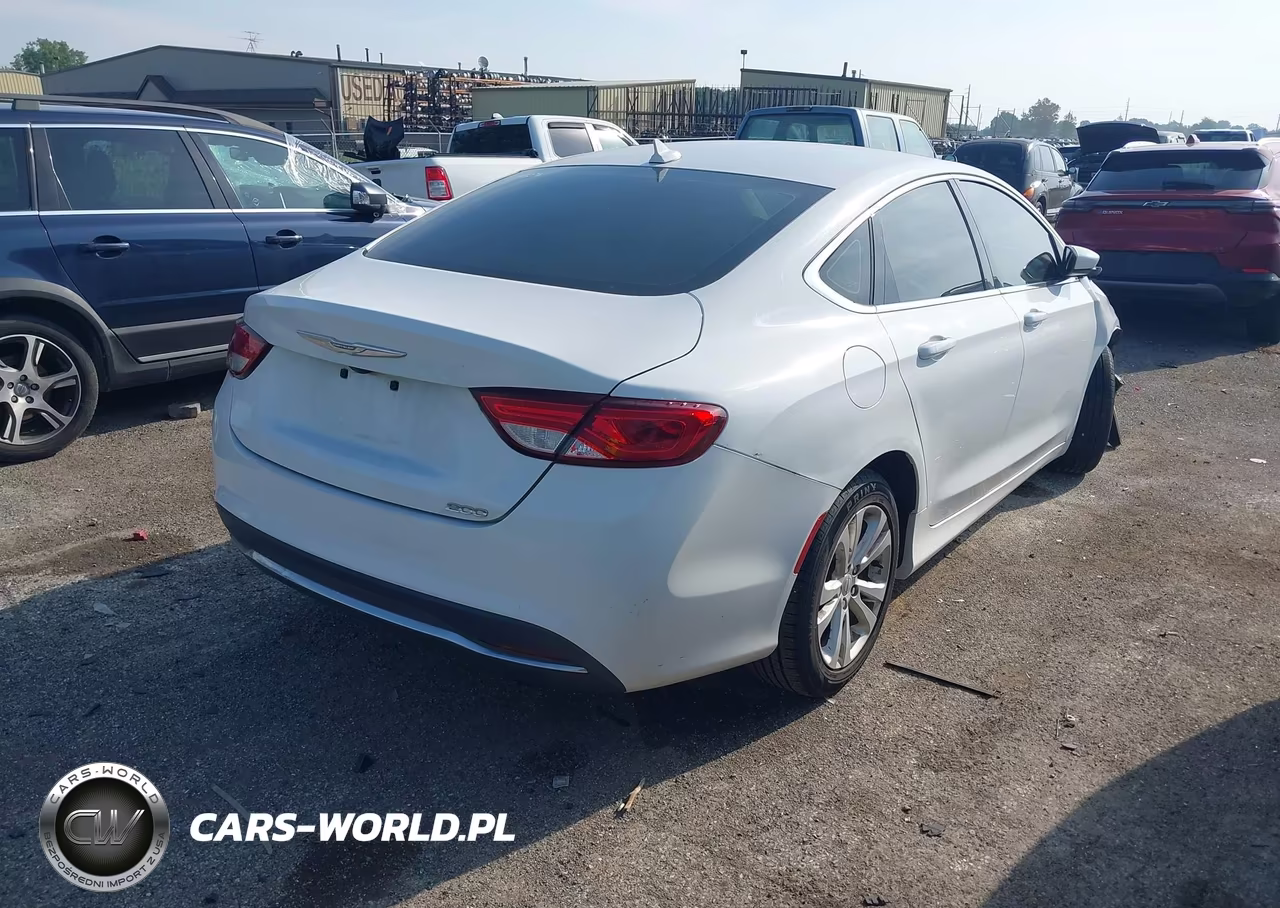 2017 Chrysler 200 Limited Platinum VIN:1C3CCCAB0HN504301 - 4