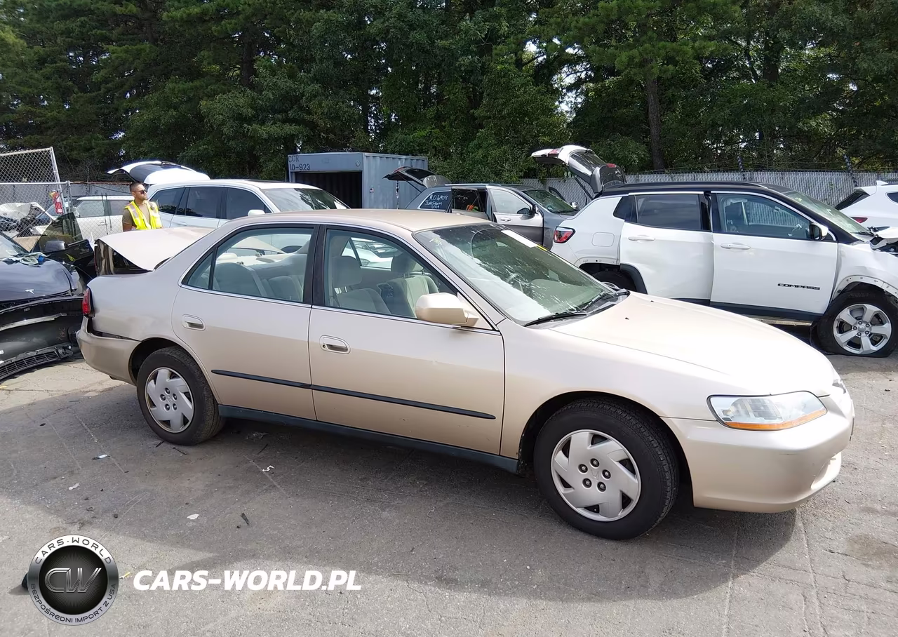 2000 Honda Accord 3.0 Lx VIN:1HGCG1649YA025088 - 13