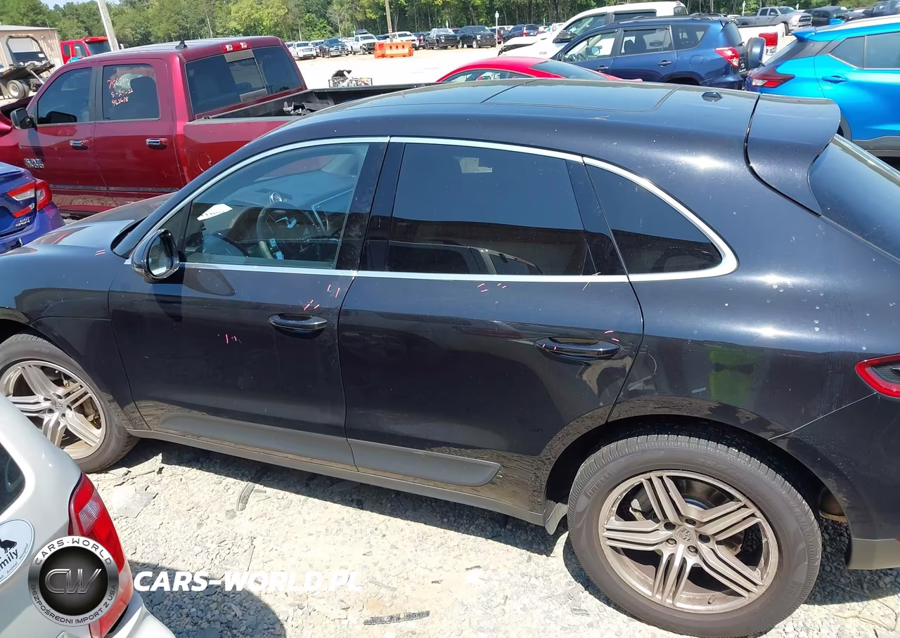 2016 Porsche Macan S VIN:WP1AB2A56GLB43918 - 15