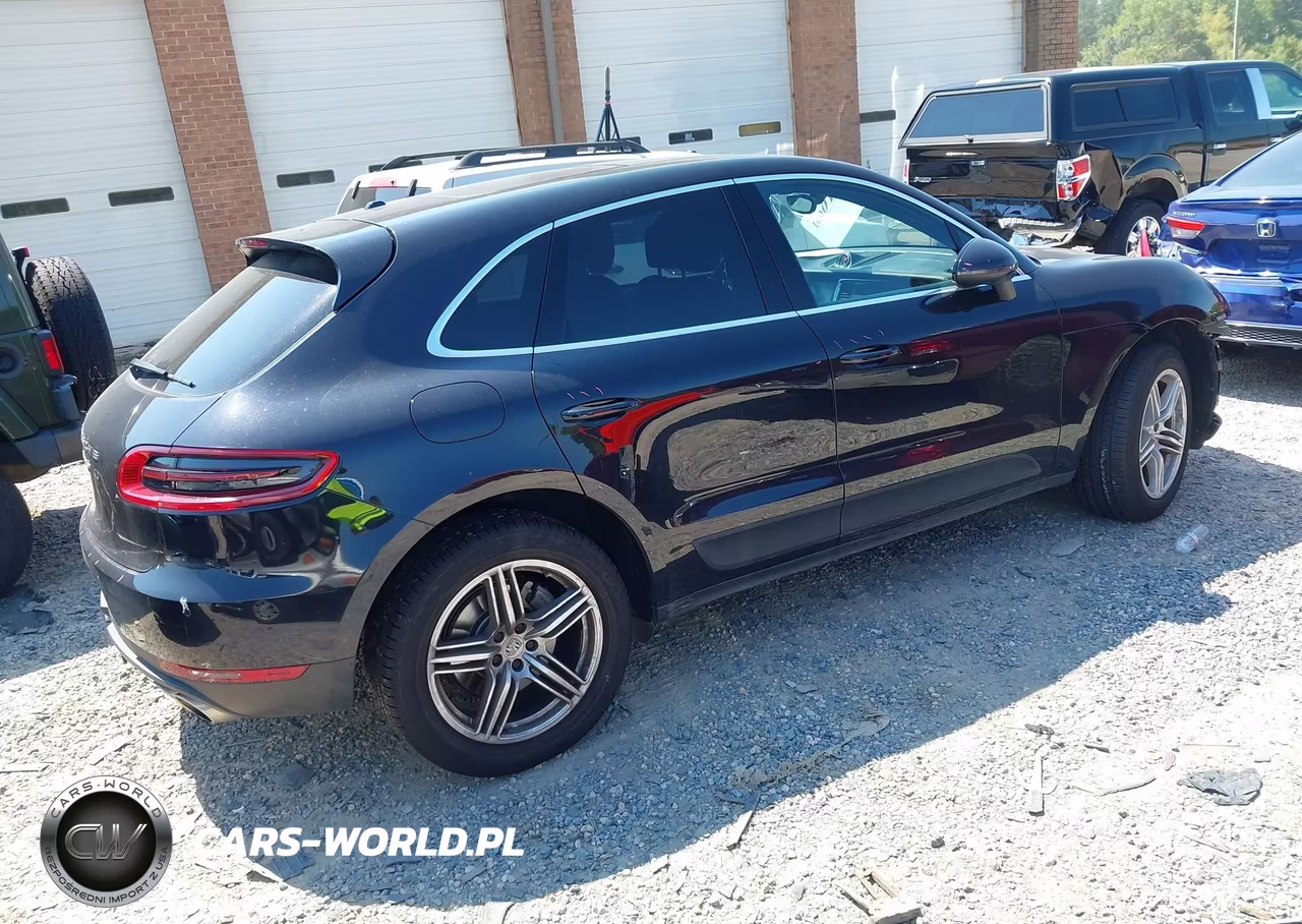 2016 Porsche Macan S VIN:WP1AB2A56GLB43918 - 4