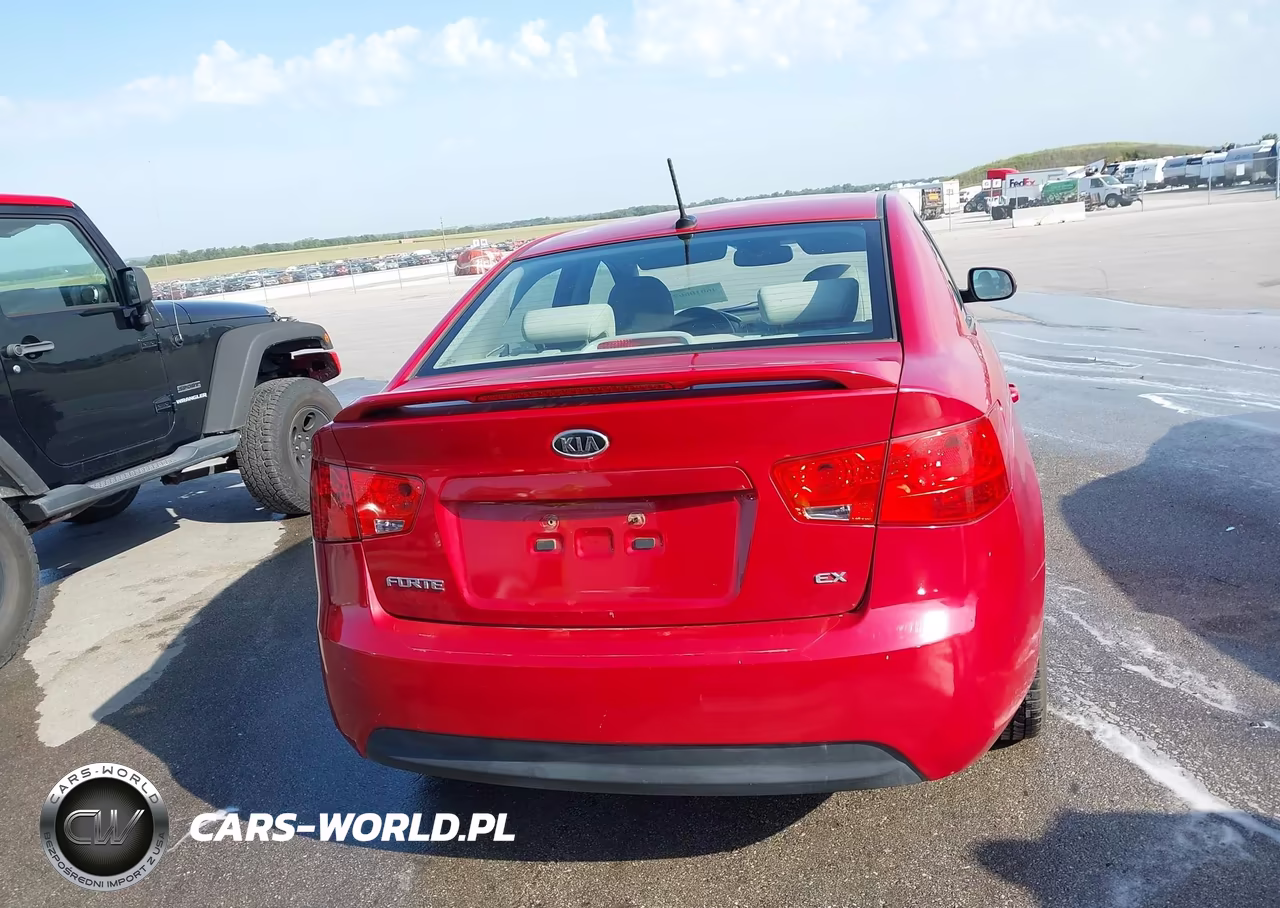 2013 Kia Forte Ex VIN:KNAFU4A28D5688096 - 17