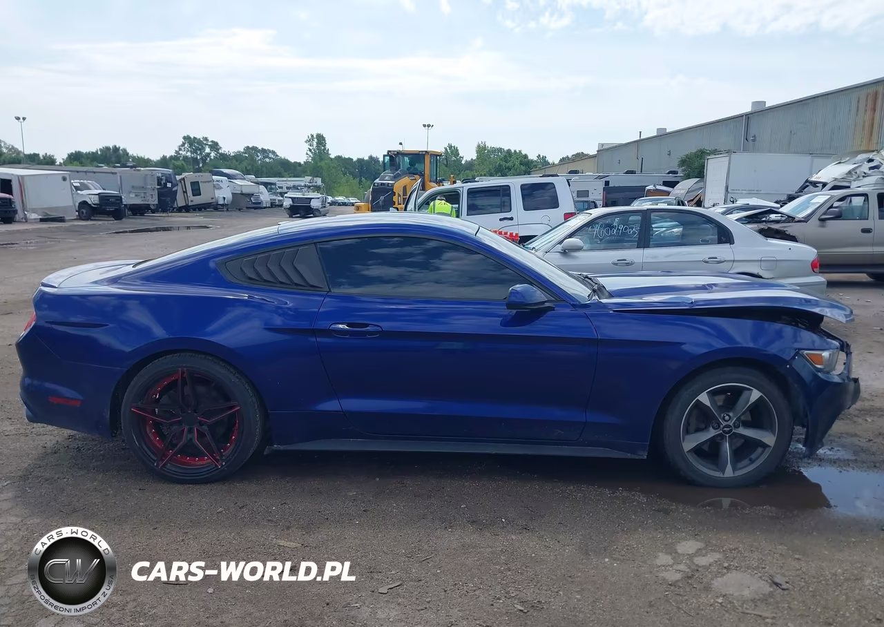 2015 Ford Mustang V6 VIN:1FA6P8AM5F5361005 - 13