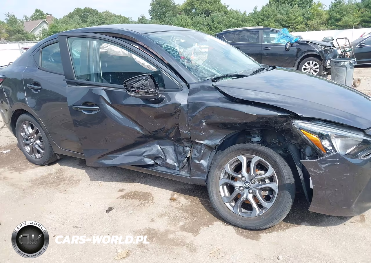 2019 Toyota Yaris Le VIN:3MYDLBYV4KY526288 - 6