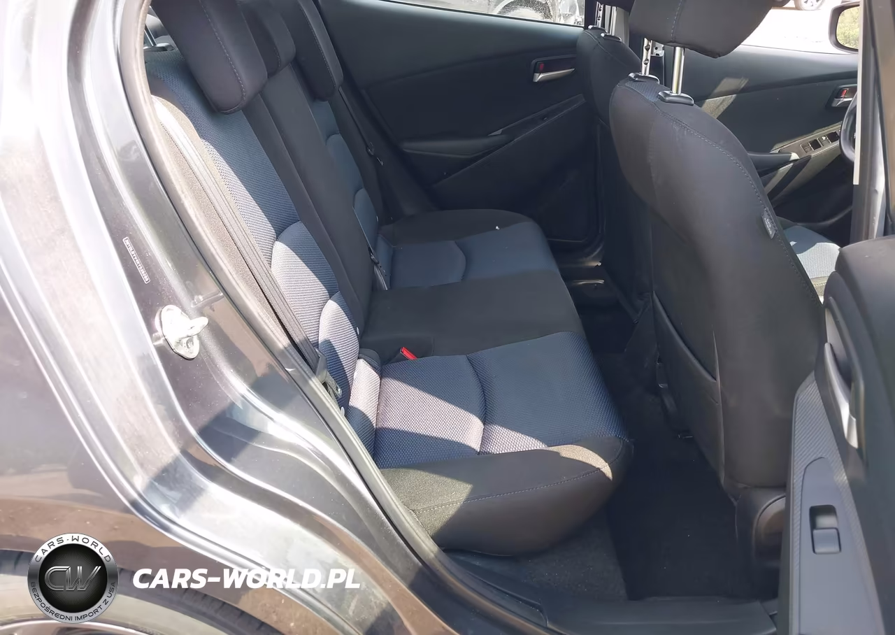 2019 Toyota Yaris Le VIN:3MYDLBYV4KY526288 - 8