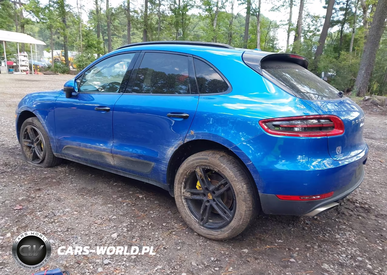 2018 Porsche Macan VIN:WP1AA2A5XJLB15789 - 3