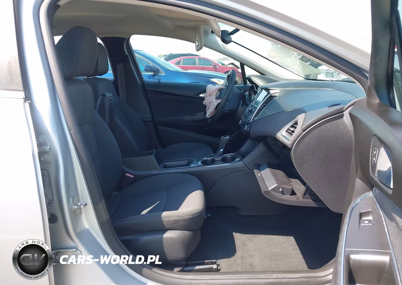 2017 Chevrolet Cruze Lt Auto VIN:1G1BE5SM2H7206021 - 5