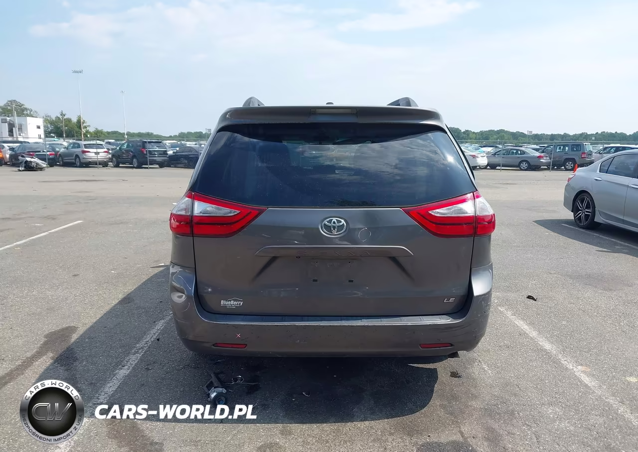 2017 Toyota Sienna Le 8 Passenger VIN:5TDKZ3DC2HS874346 - 16