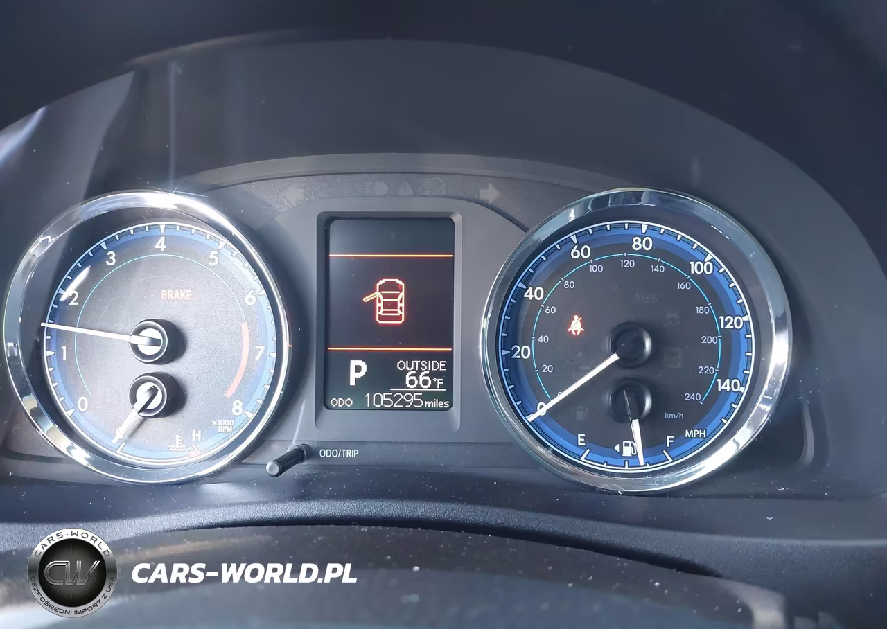 2018 Toyota Corolla Le VIN:2T1BURHE4JC119467 - 15