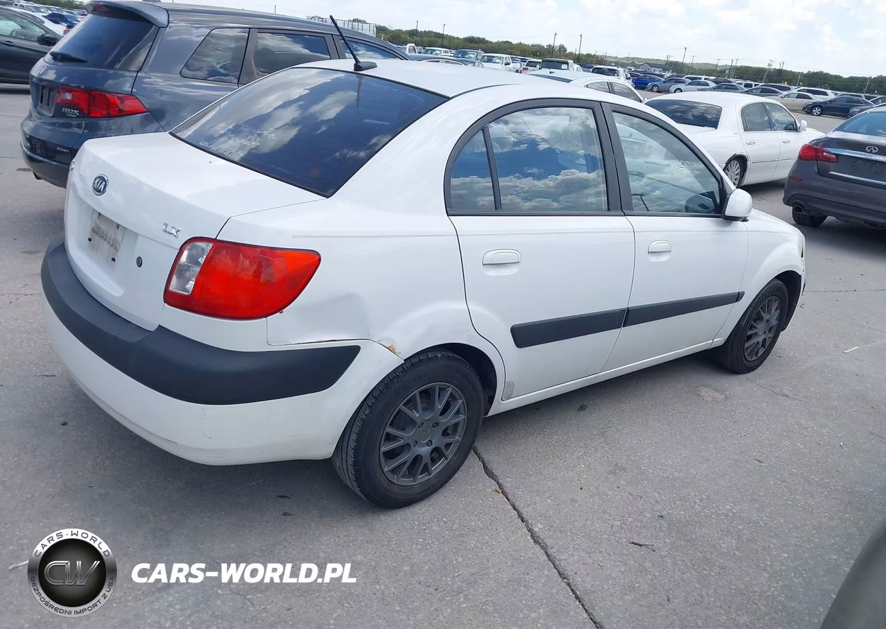 2009 Kia Rio Lx VIN:KNADE223596584733 - 4