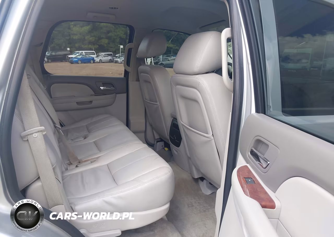 2014 Chevrolet Tahoe Lt VIN:1GNSCBE09ER248066 - 8