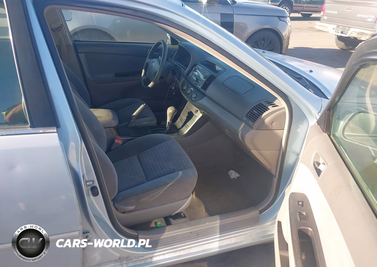 2005 Toyota Camry Le VIN:4T1BE32K75U528012 - 5