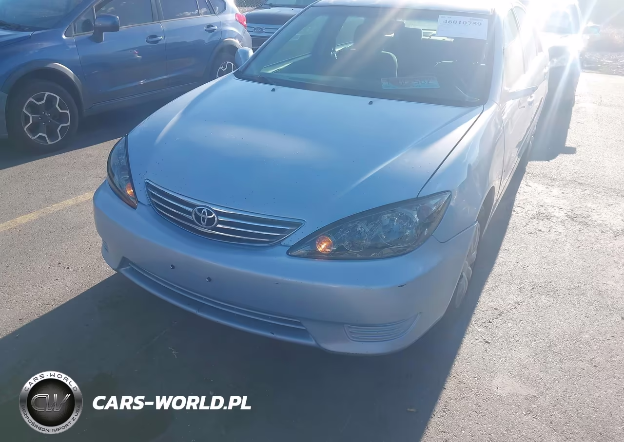 2005 Toyota Camry Le VIN:4T1BE32K75U528012 - 6