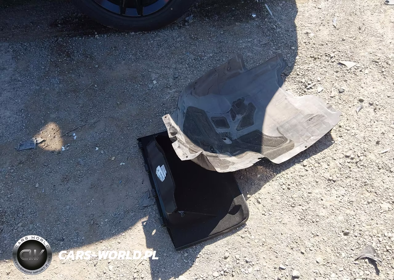 2020 Chrysler 300 Touring VIN:2C3CCAAG9LH245955 - 12