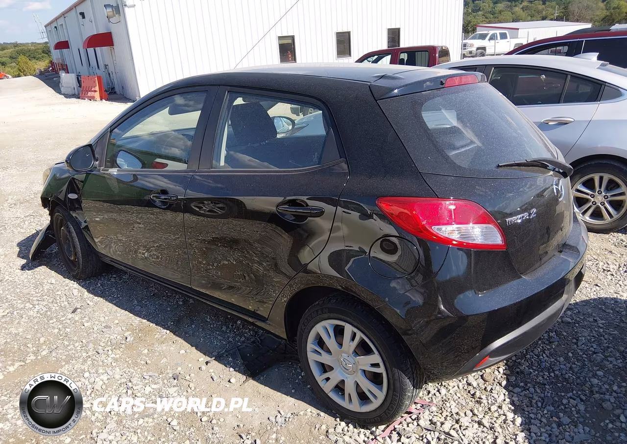 2013 Mazda Mazda2 Sport VIN:JM1DE1KY2D0162066 - 3