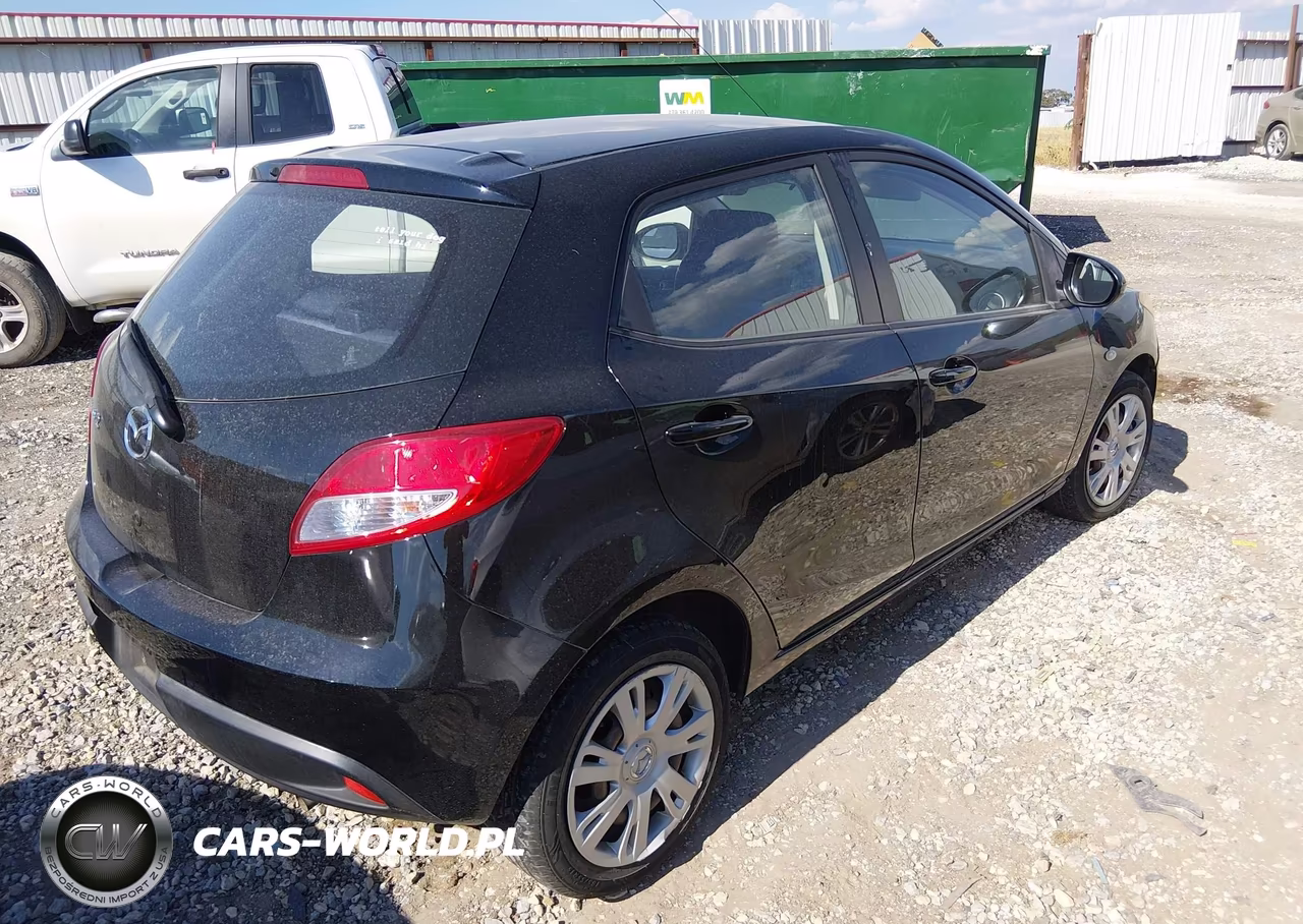 2013 Mazda Mazda2 Sport VIN:JM1DE1KY2D0162066 - 4