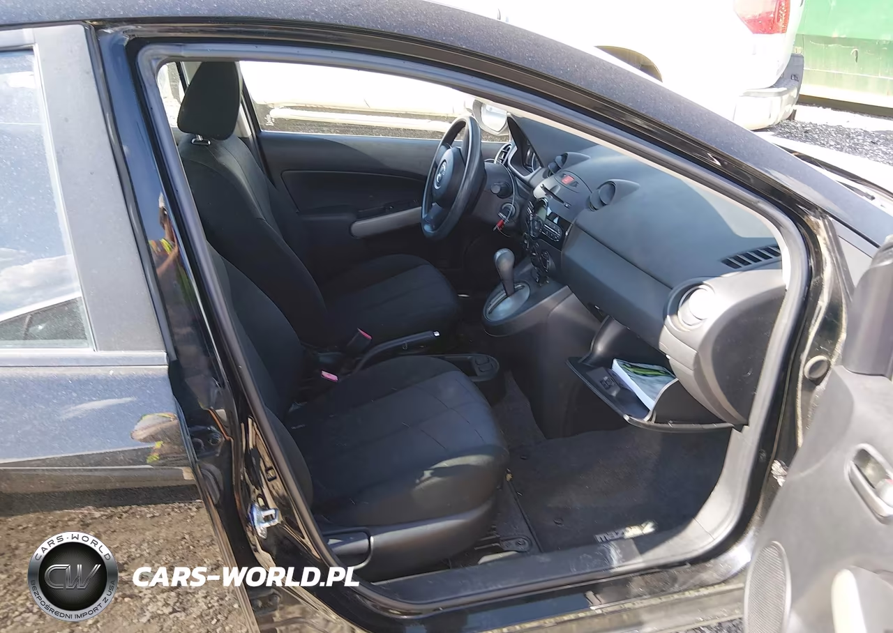 2013 Mazda Mazda2 Sport VIN:JM1DE1KY2D0162066 - 5