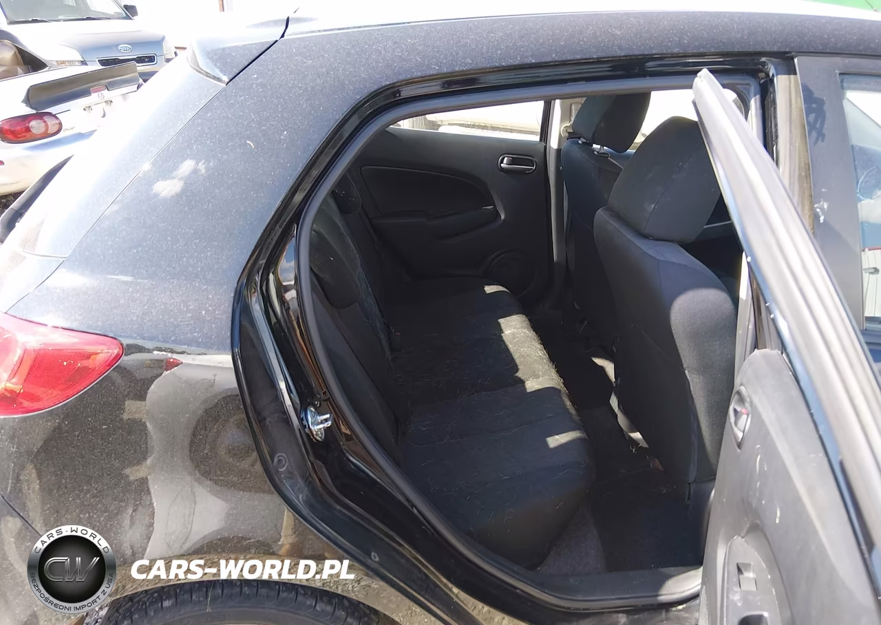 2013 Mazda Mazda2 Sport VIN:JM1DE1KY2D0162066 - 8