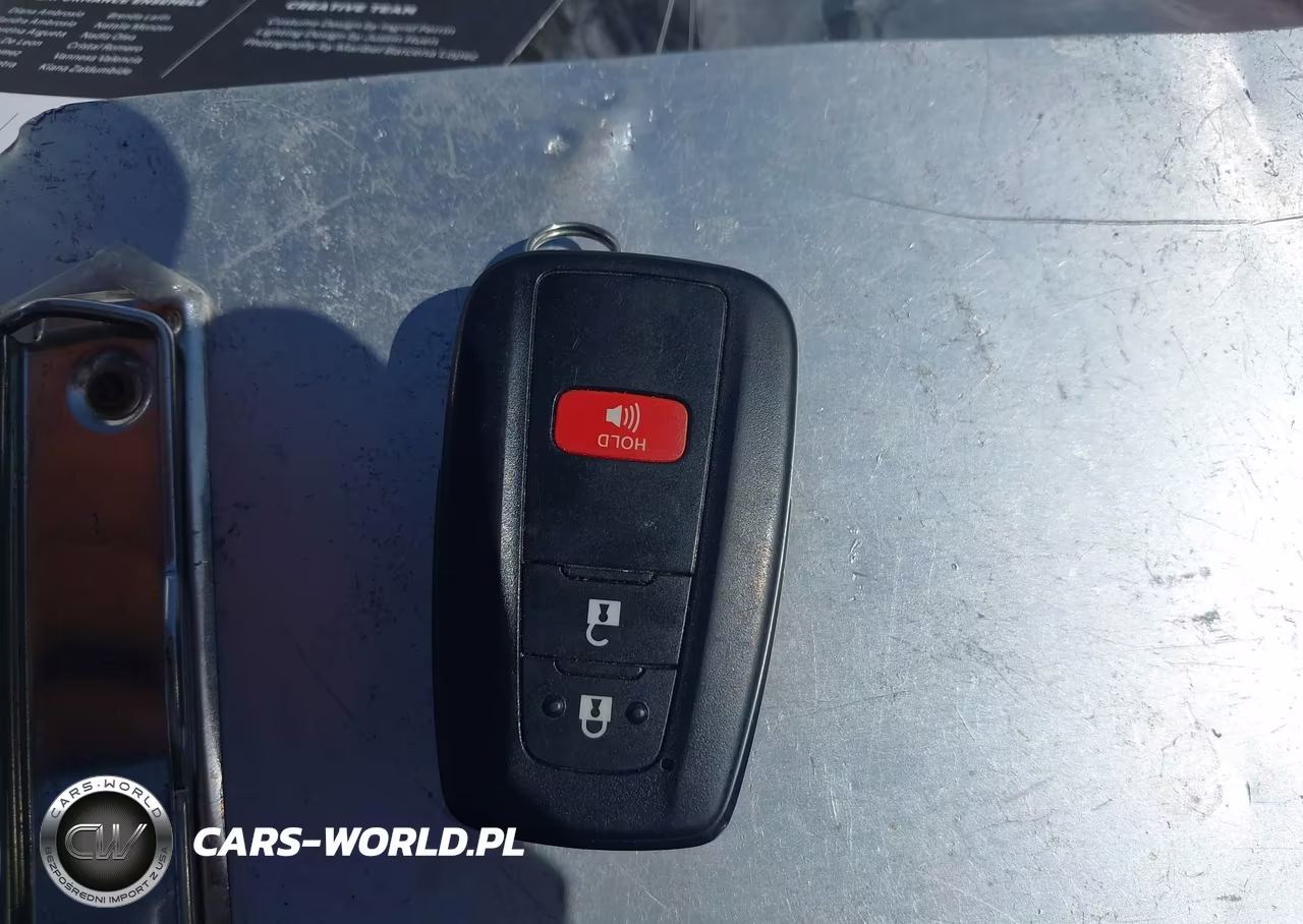 2016 Toyota Prius Four VIN:JTDKARFU0G3525122 - 11