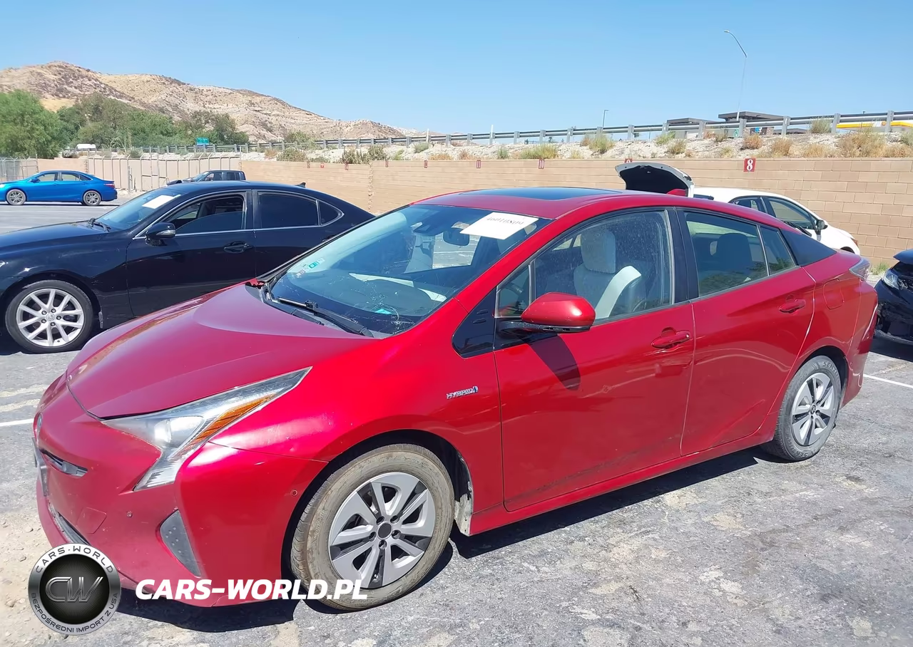 2016 Toyota Prius Four VIN:JTDKARFU0G3525122 - 14