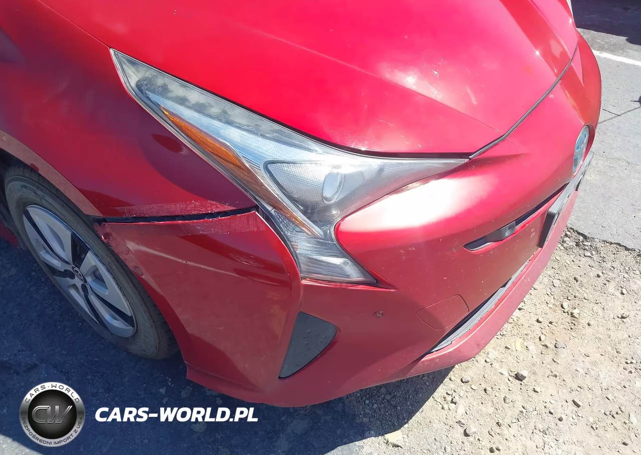 2016 Toyota Prius Four VIN:JTDKARFU0G3525122 - 18