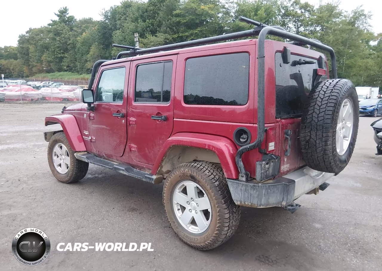 2012 Jeep Wrangler Unlimited Sahara VIN:1C4BJWEG1CL197505 - 3