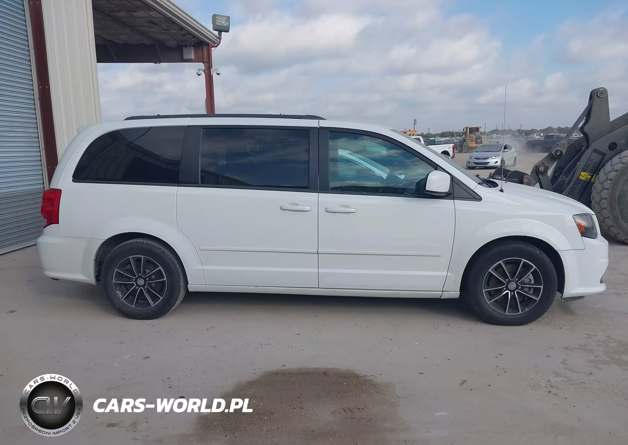 2017 Dodge Grand Caravan Gt VIN:2C4RDGEG1HR558015 - 13