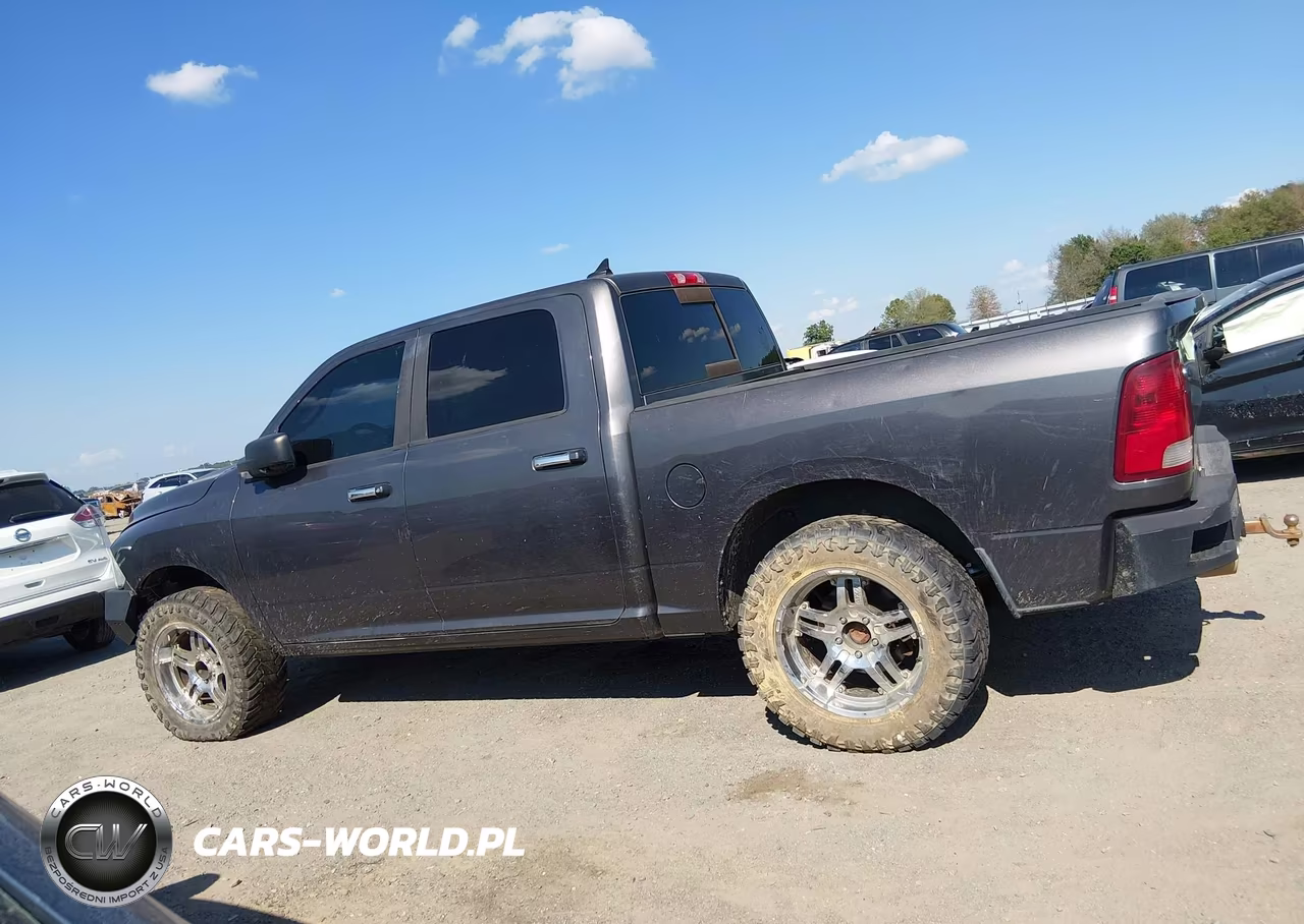 2015 Ram 1500 Big Horn VIN:1C6RR7LT3FS759869 - 14
