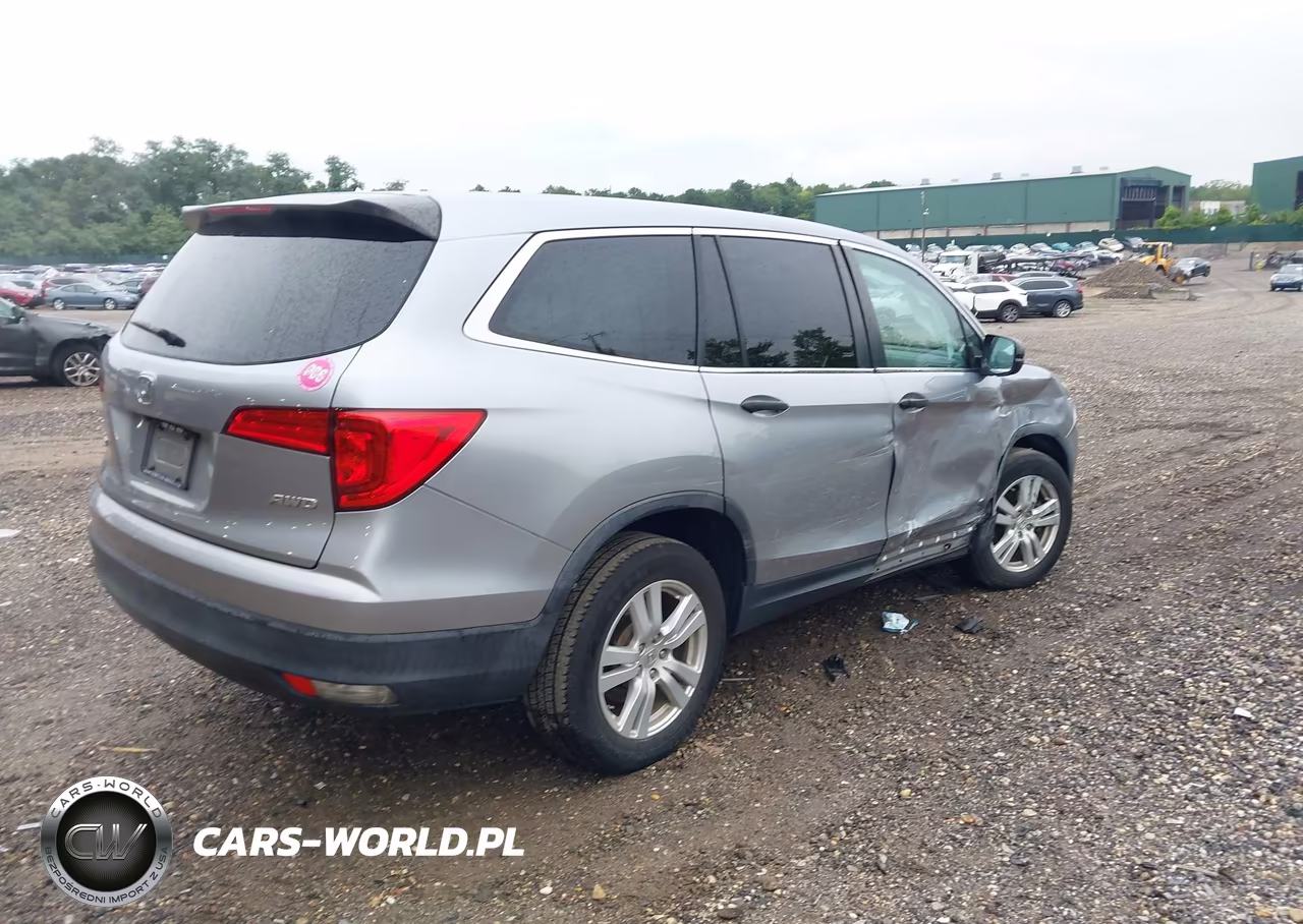 2018 Honda Pilot Lx VIN:5FNYF6H1XJB069248 - 4