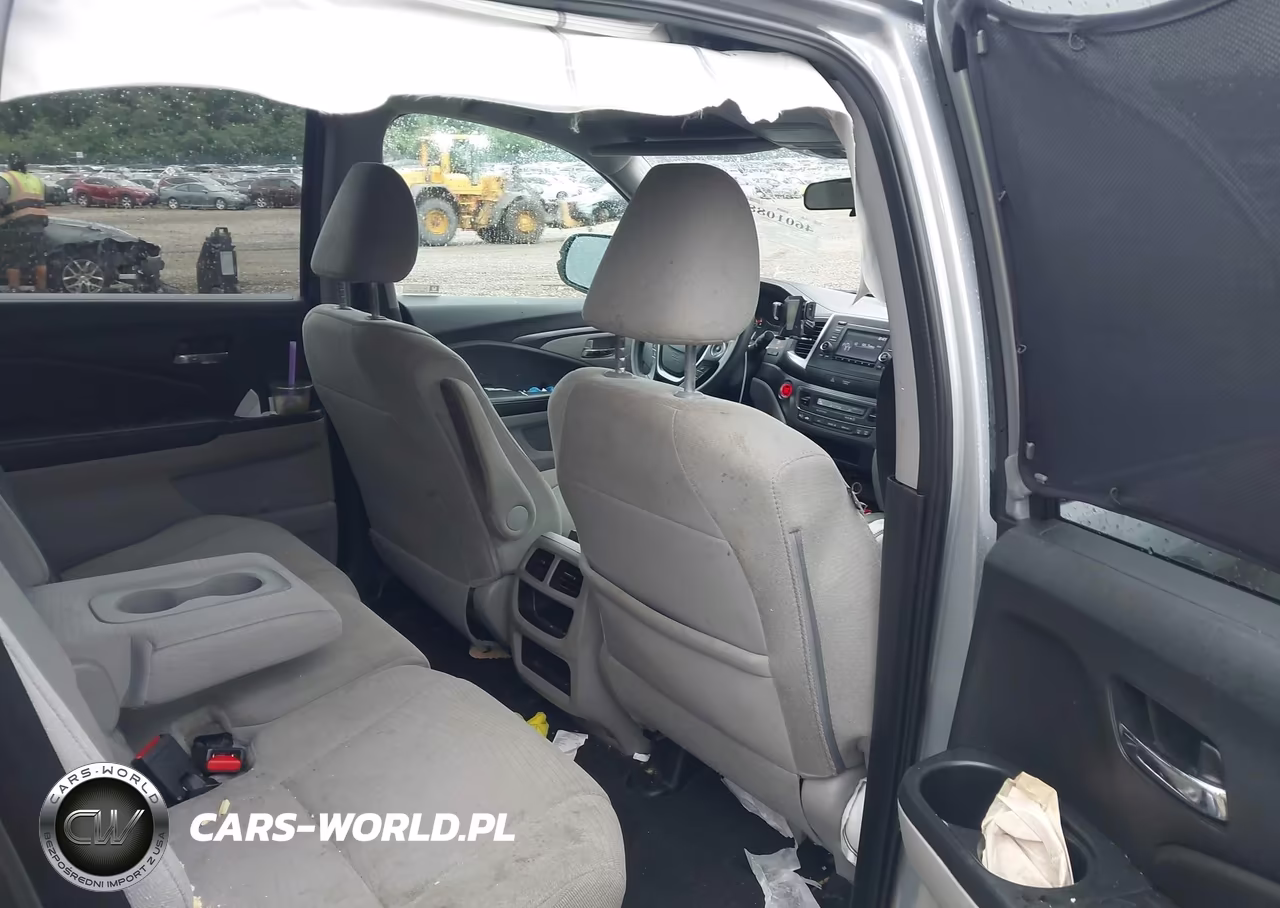2018 Honda Pilot Lx VIN:5FNYF6H1XJB069248 - 8
