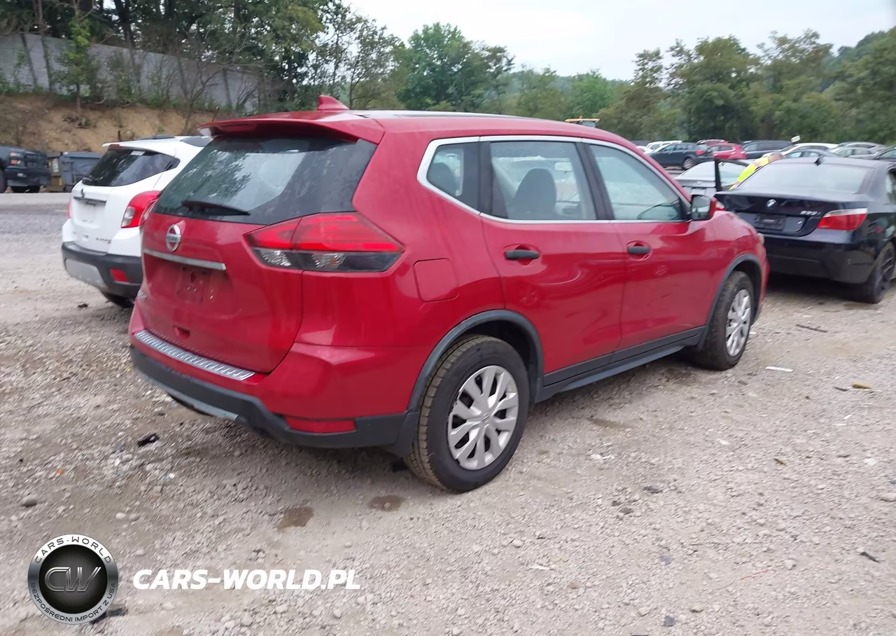 2017 Nissan Rogue S VIN:JN8AT2MT0HW394995 - 4