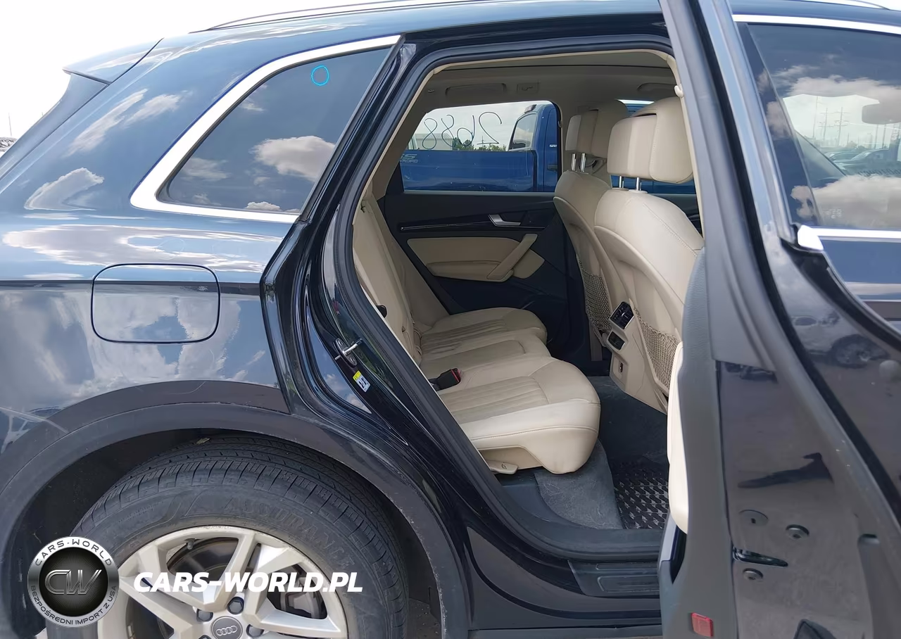2019 Audi Q5 Premium VIN:WA1ANAFYXK2072026 - 8