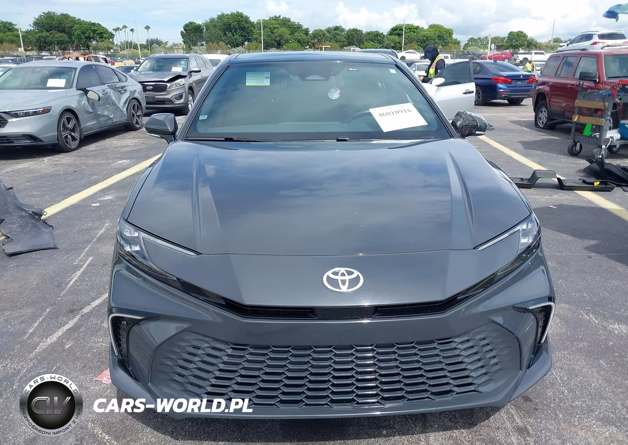 2025 Toyota Camry Xse VIN:4T1DAACK3SU061996 - 12