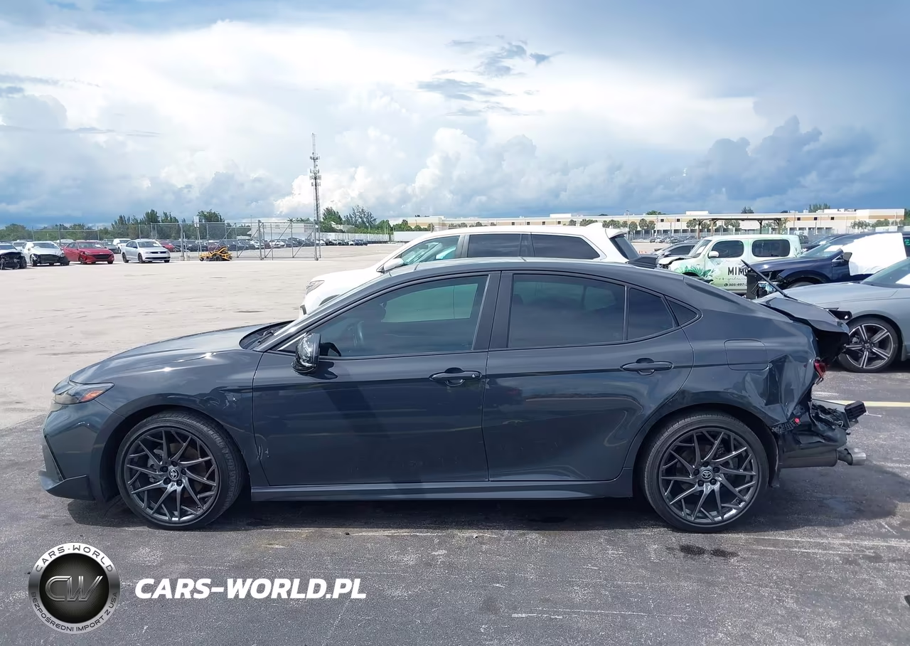 2025 Toyota Camry Xse VIN:4T1DAACK3SU061996 - 14