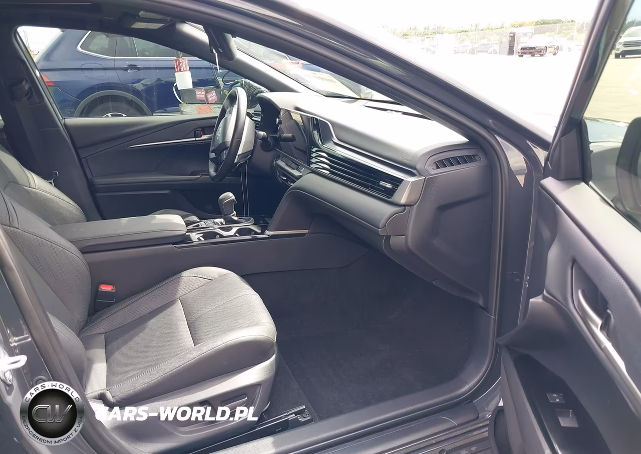 2025 Toyota Camry Xse VIN:4T1DAACK3SU061996 - 5