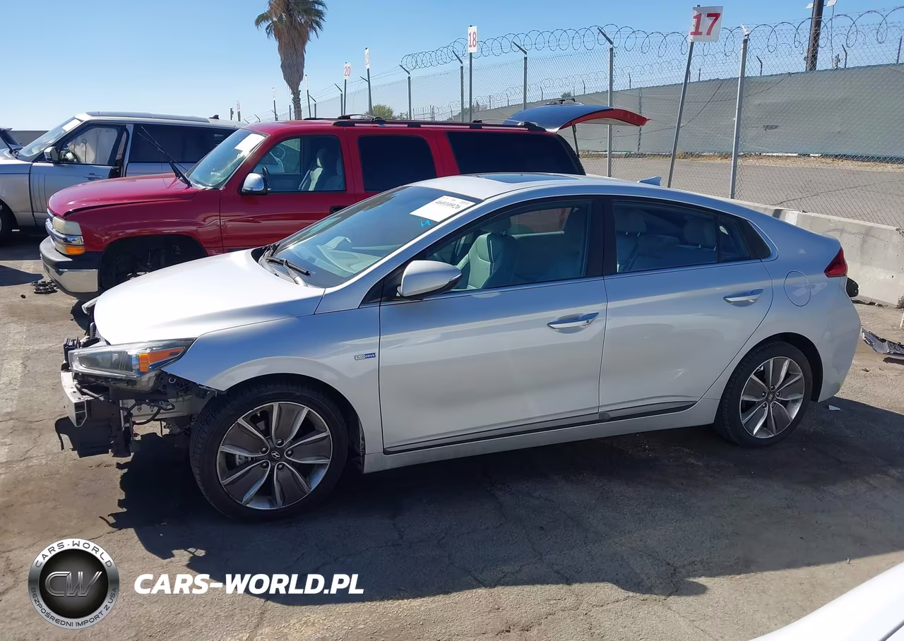 2018 Hyundai Ioniq Limited VIN:KMHC05LC7JU063540 - 15