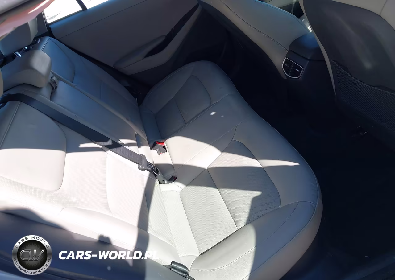 2018 Hyundai Ioniq Limited VIN:KMHC05LC7JU063540 - 8