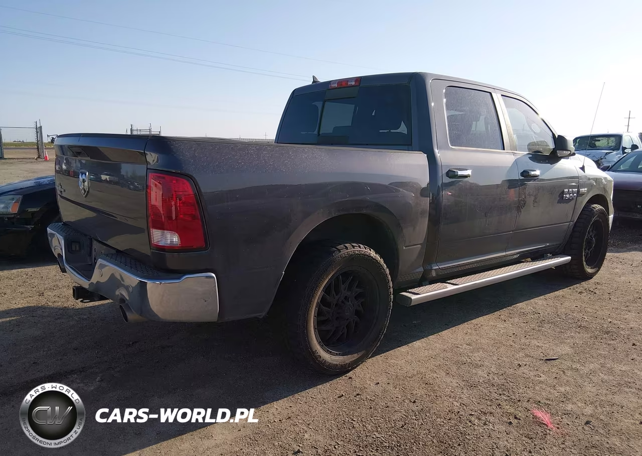 2015 Ram 1500 Lone Star VIN:1C6RR6LT7FS566392 - 4