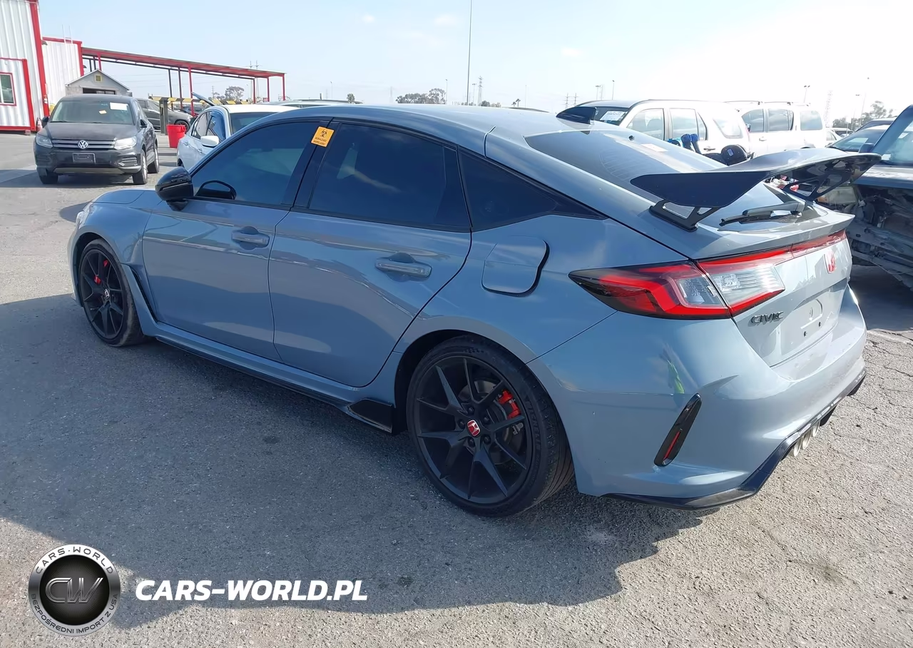2026 Honda Civic Type R VIN:JHMFL5G42TX000034 - 3