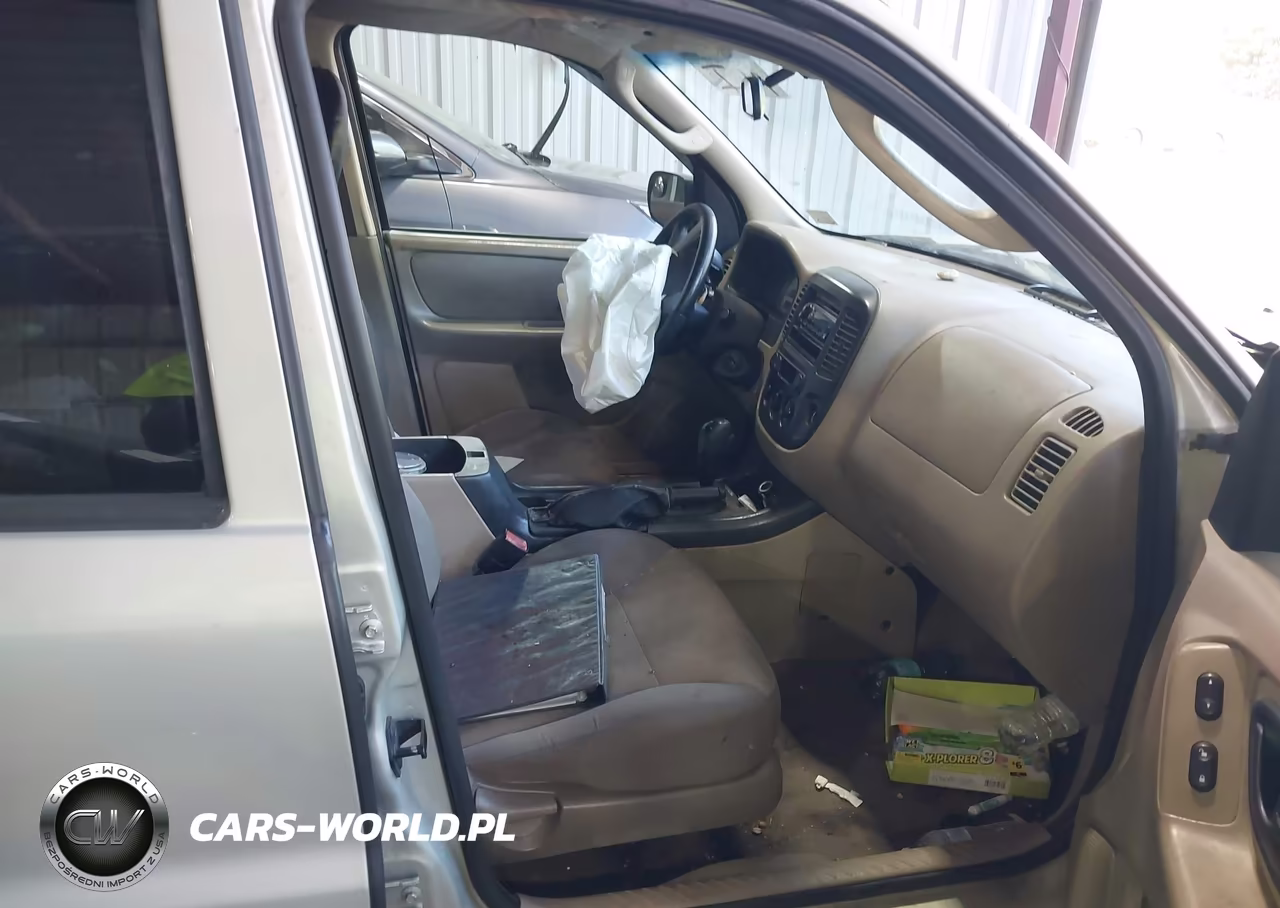 2005 Ford Escape Xls VIN:1FMYU02Z65KA93777 - 5