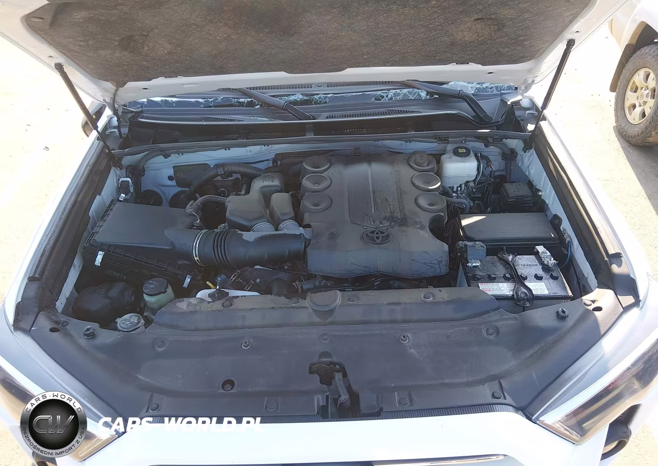 2024 Toyota 4Runner Trd Off Road Premium VIN:JTERU5JR9R6235170 - 10